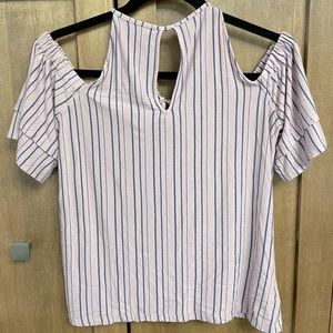 American Eagle Cold Shoulder Top